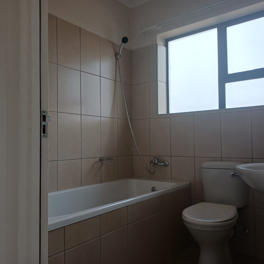 3 Bedroom Property for Sale in Bloemspruit Free State